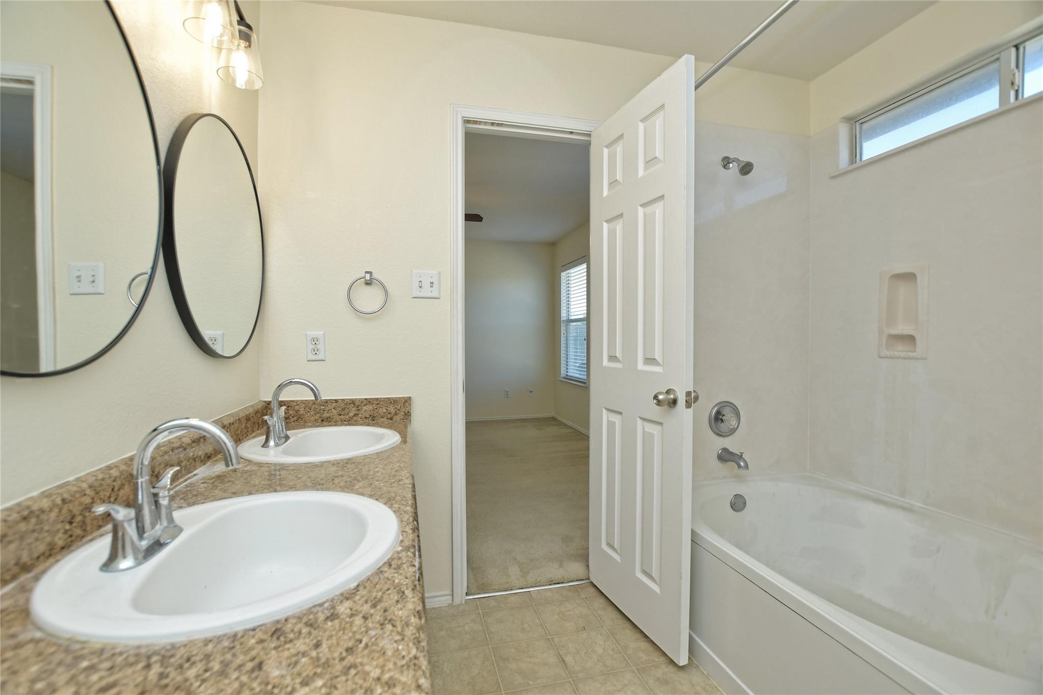 811 Encinita Dr Property Photo 16