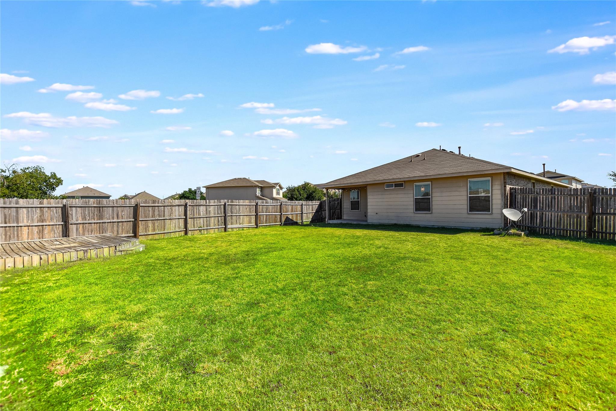 811 Encinita Dr Property Photo 23