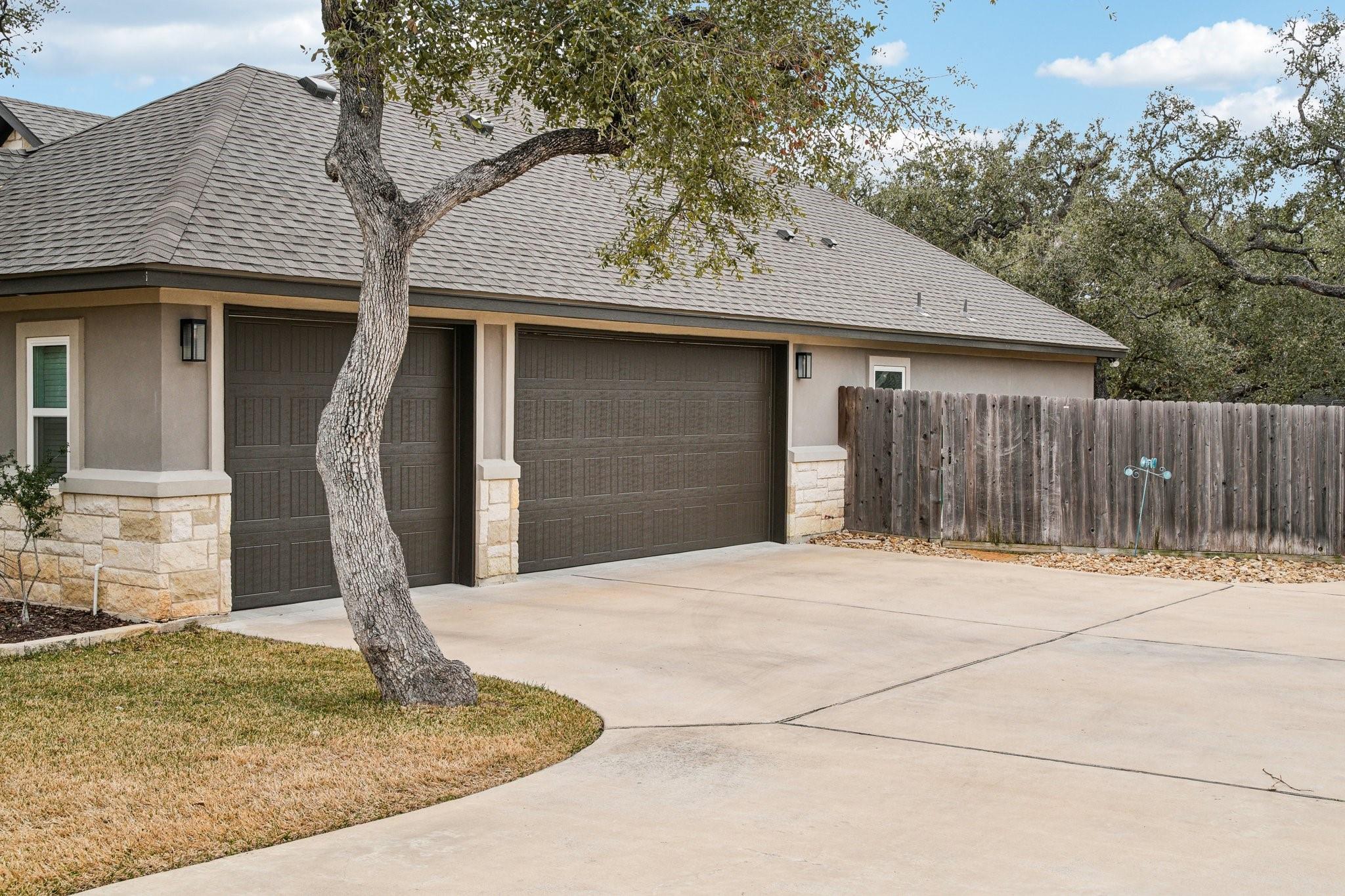 1614 Bosque Lago Dr Property Photo 3