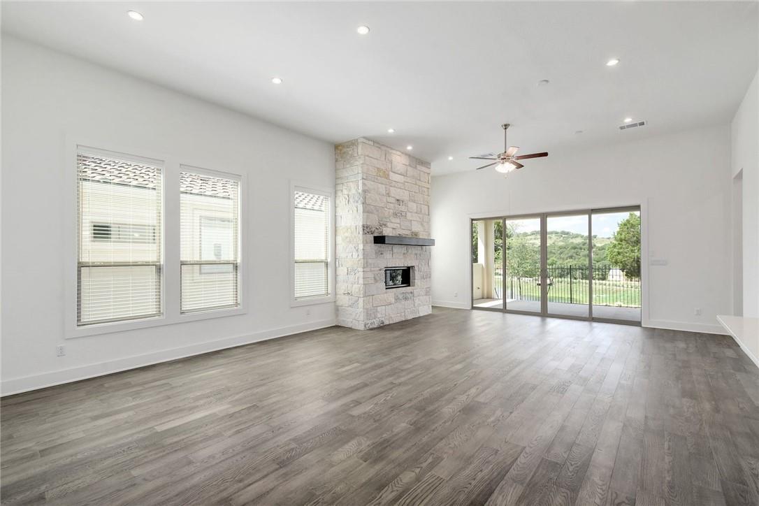 4107 Softleaf Path Property Photo 8