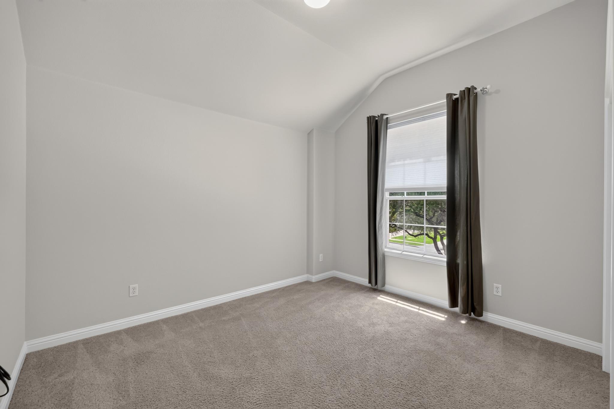 3780 Turetella Dr Property Photo 22