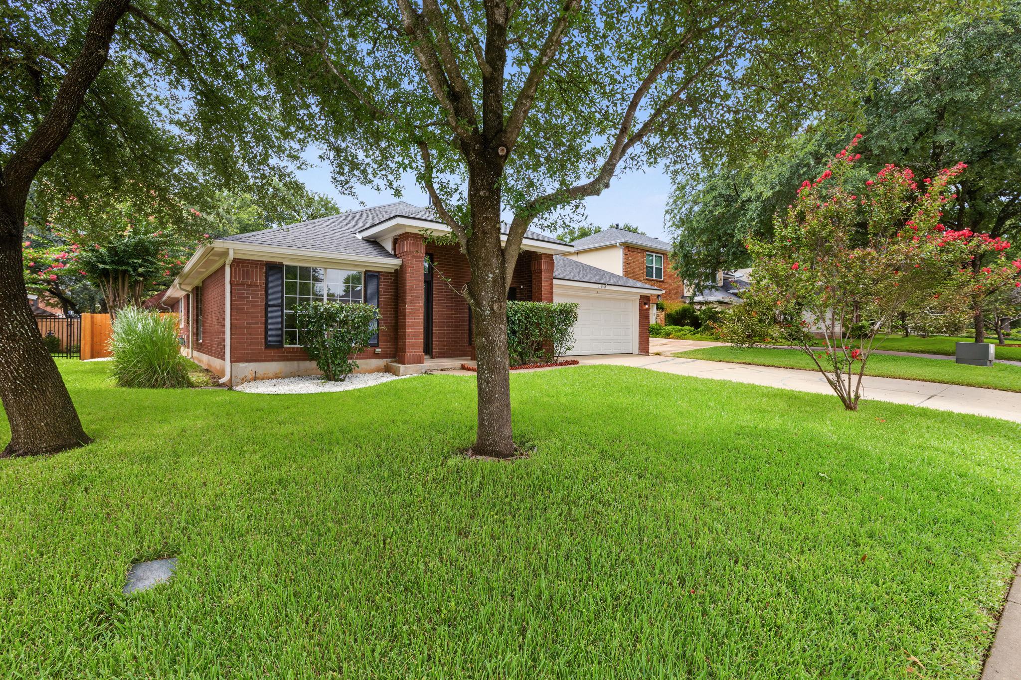 3105 Sesbania Dr Property Photo 2