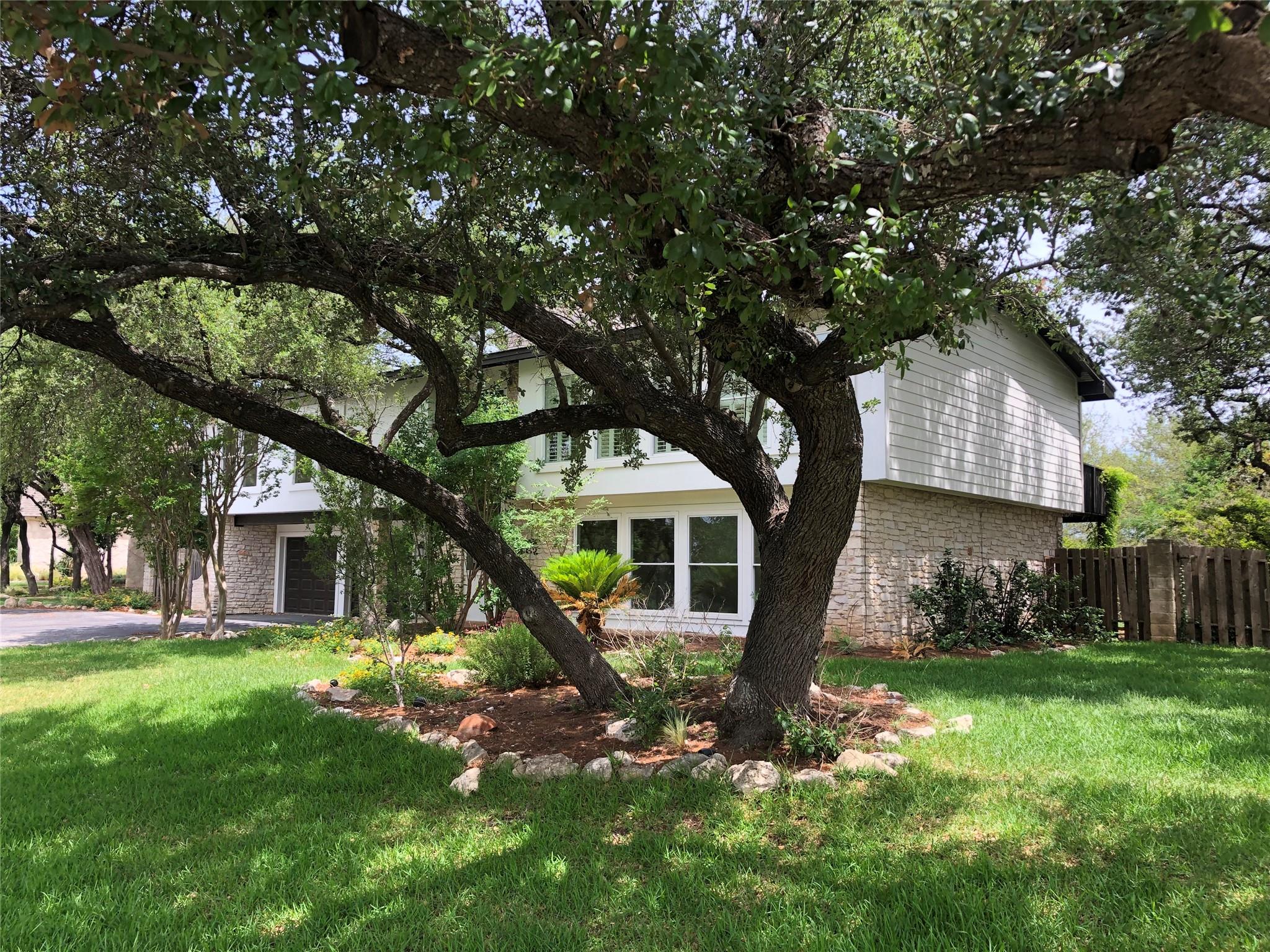 809 Malabar St Property Photo 2