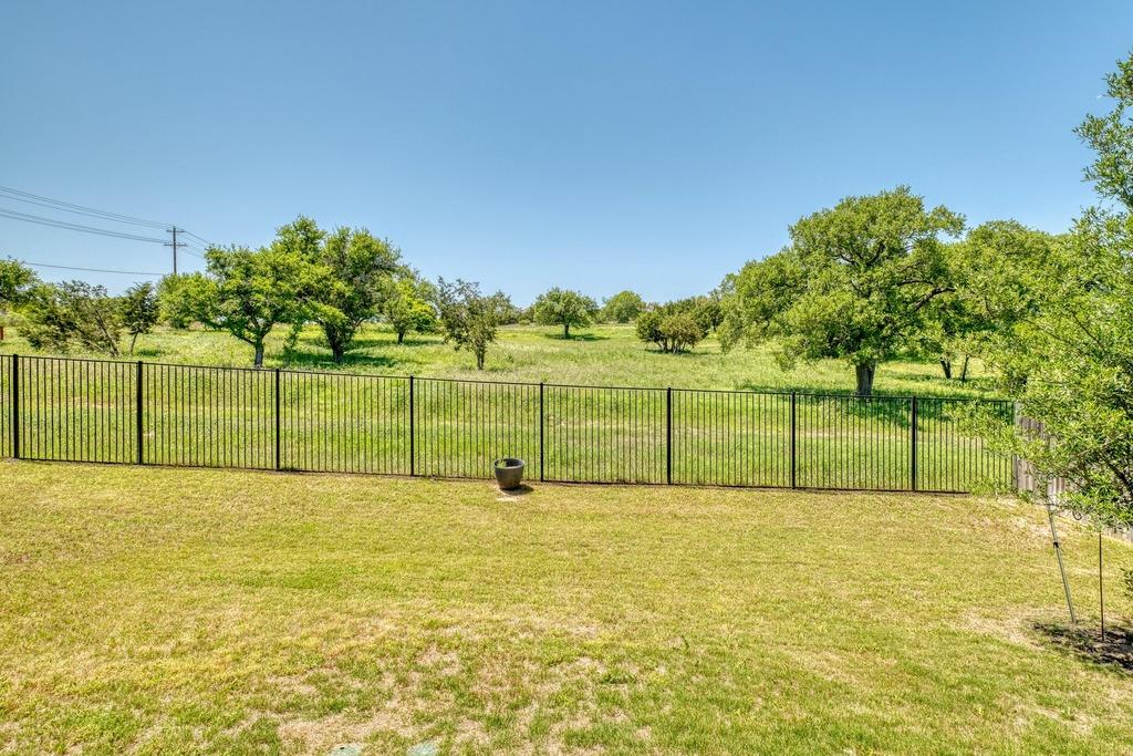 552 Eclipse Dr Property Photo 32