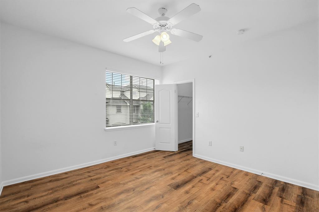9244046 Property Photo 27