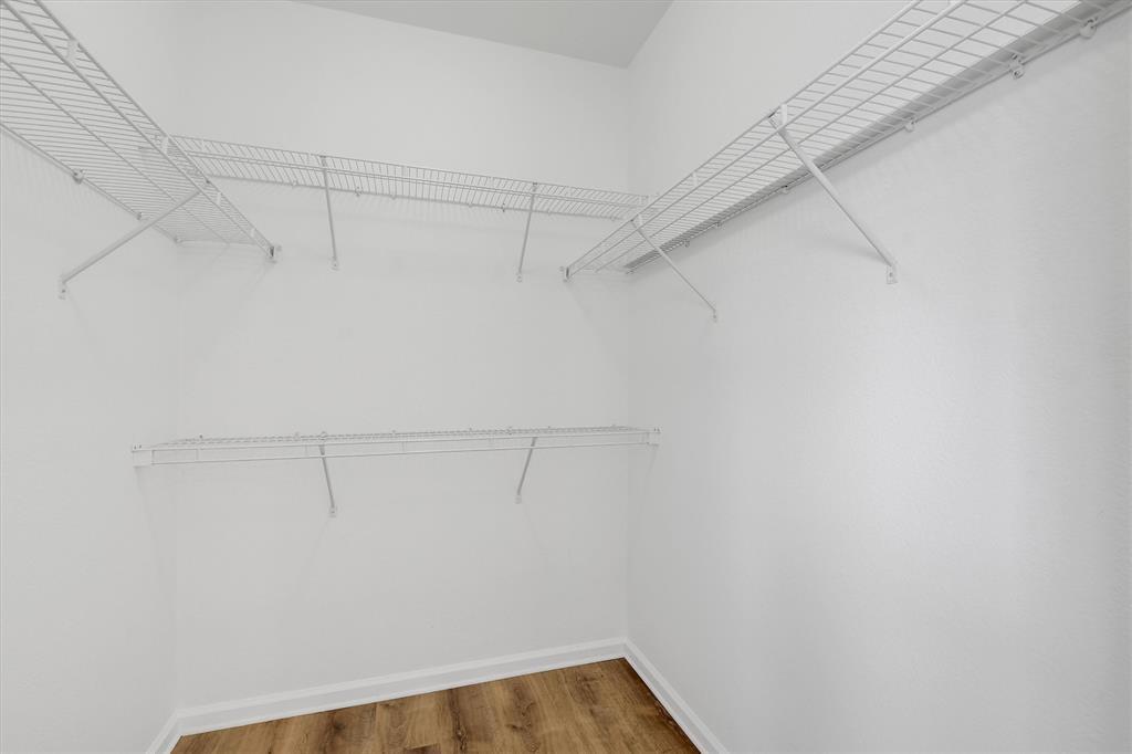 9244046 Property Photo 29
