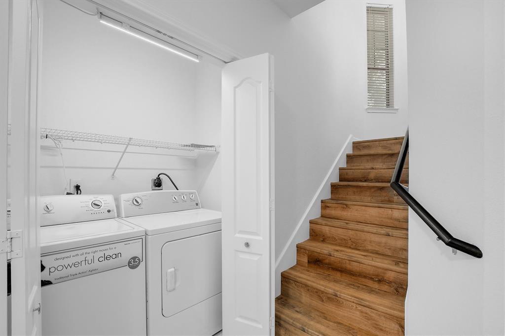 9244046 Property Photo 33