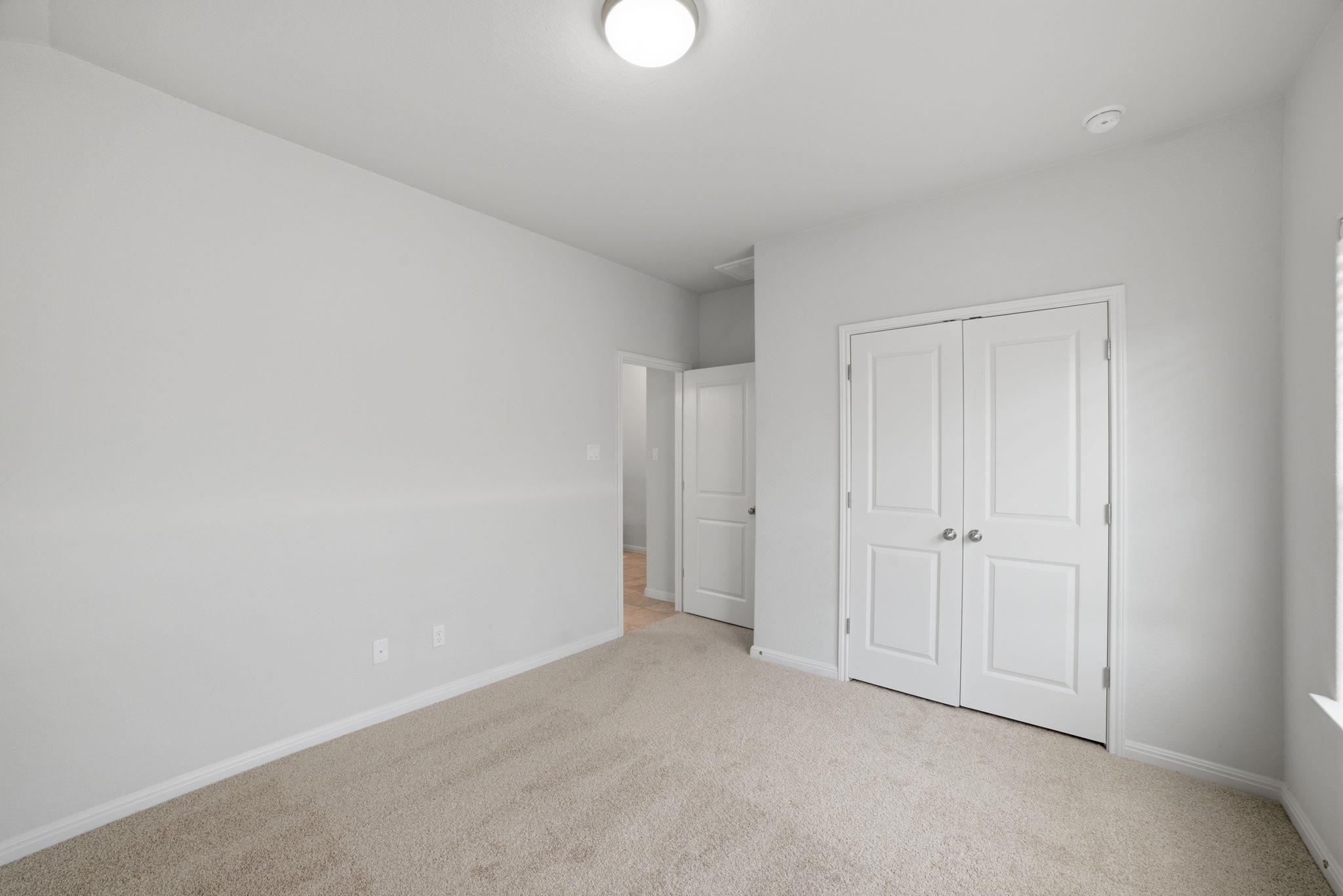 250 Finstown St Property Photo 31