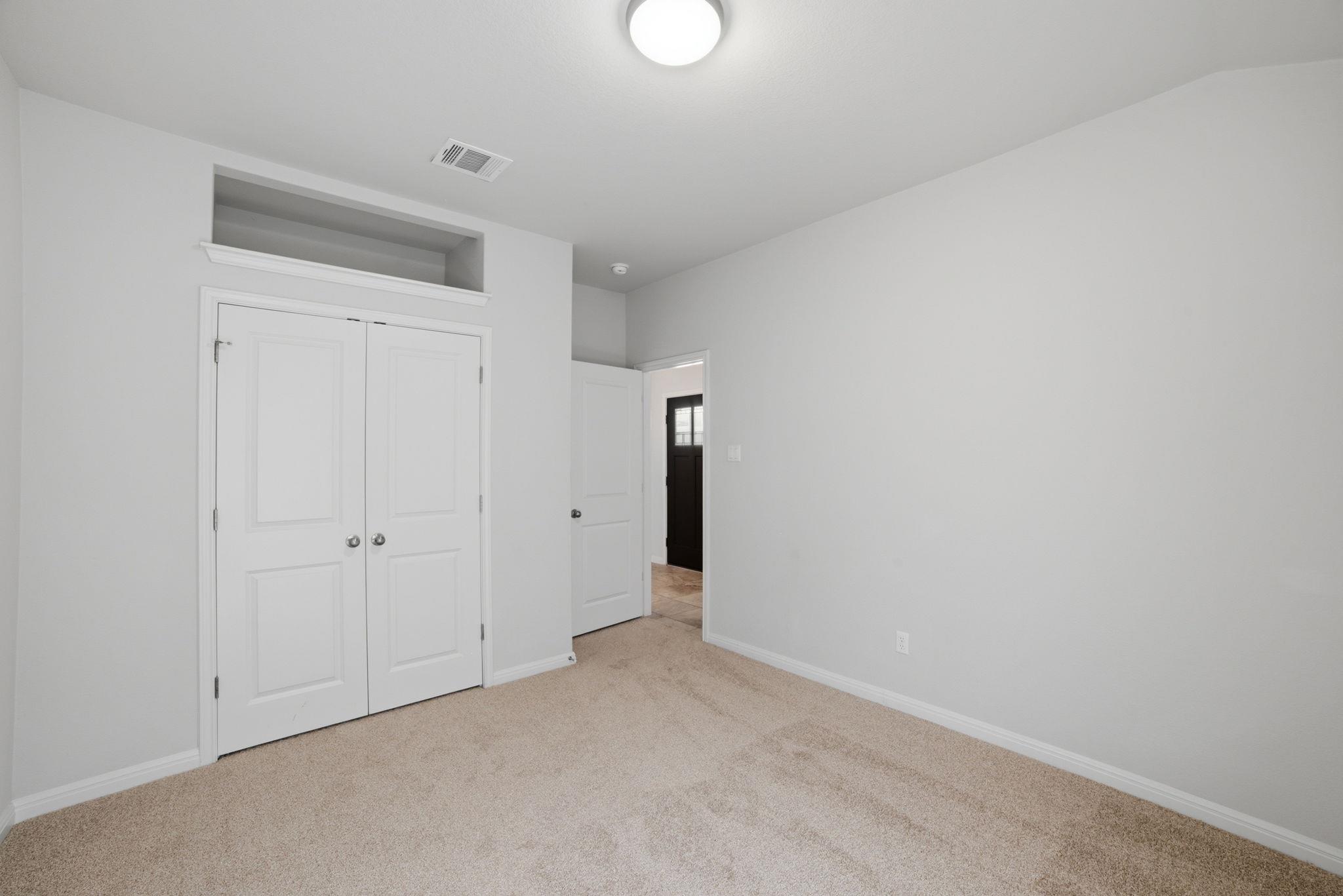 250 Finstown St Property Photo 33