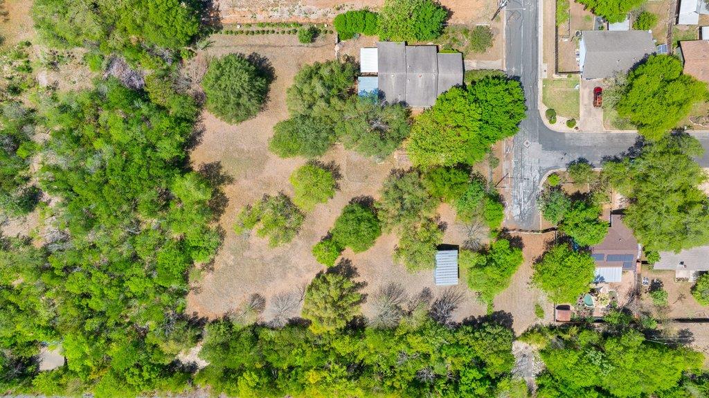 1701 Stanley Ave Property Photo 4