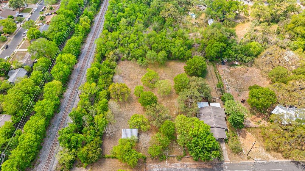 1701 Stanley Ave Property Photo 5