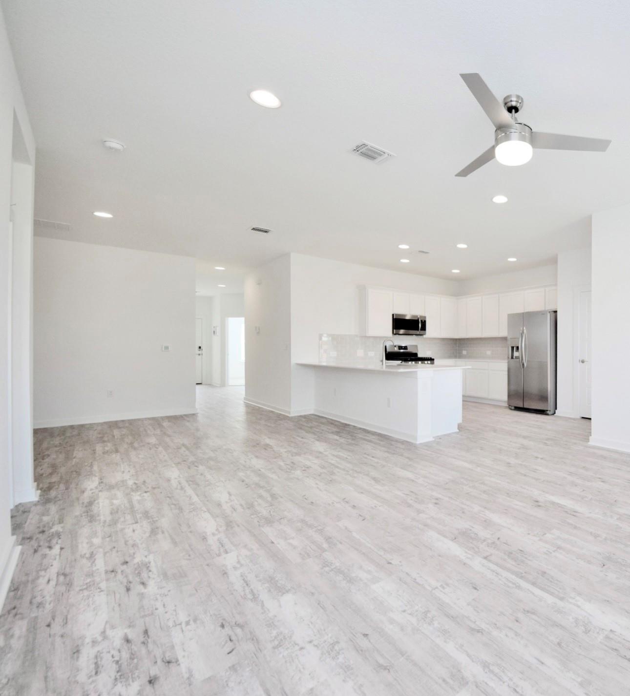 10307 Norshire Ln Property Photo 7