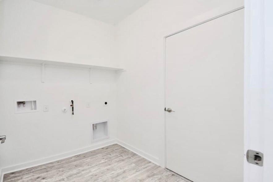 10307 Norshire Ln Property Photo 9