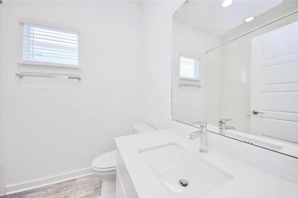 10307 Norshire Ln Property Photo 23