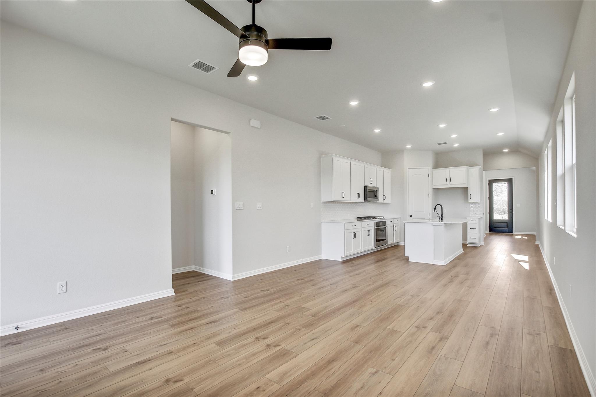 240 Denali Way Property Photo 4