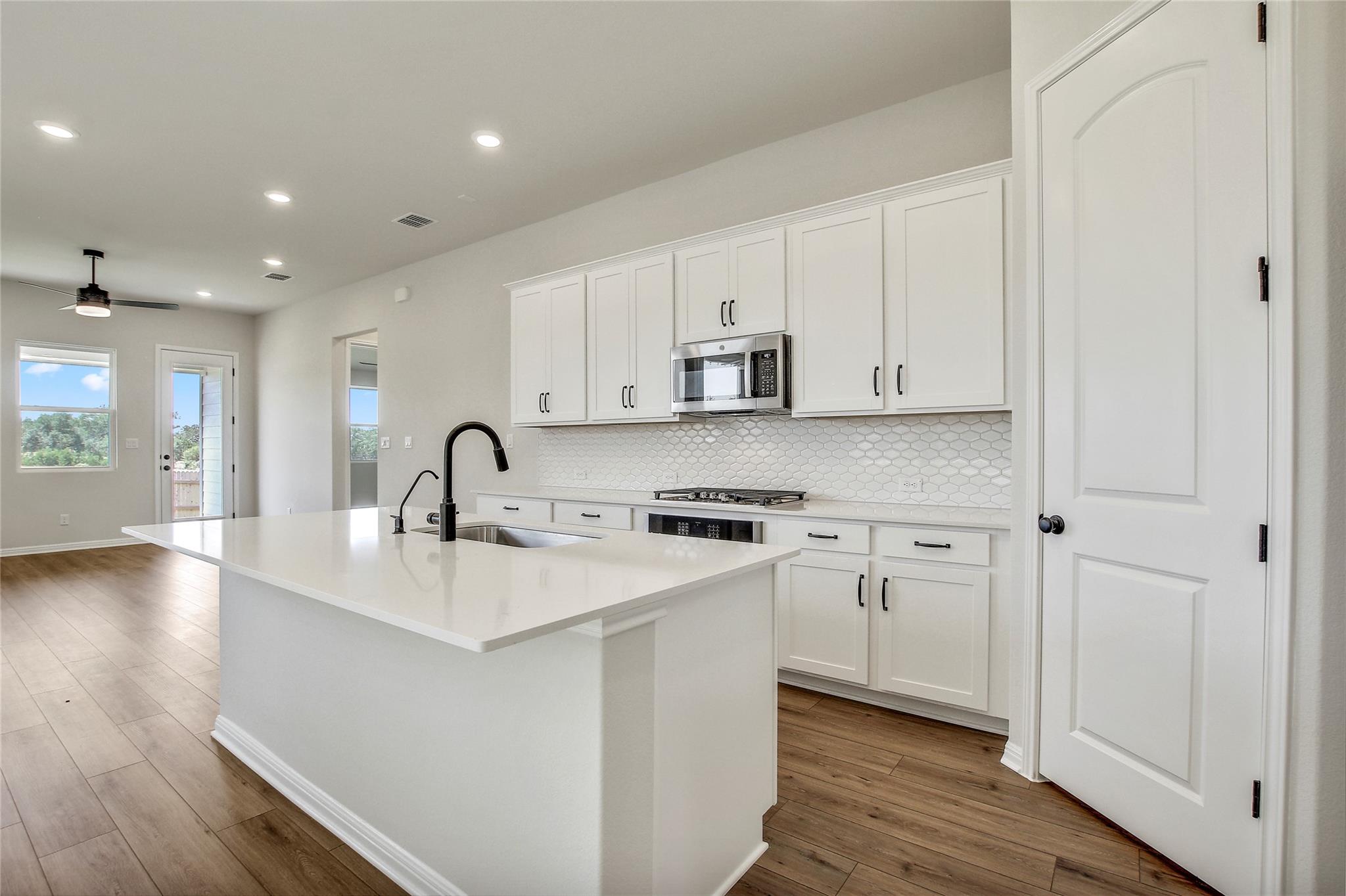 240 Denali Way Property Photo 6
