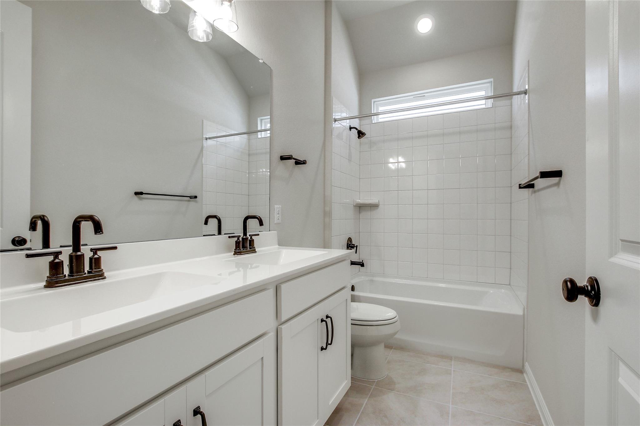 240 Denali Way Property Photo 24