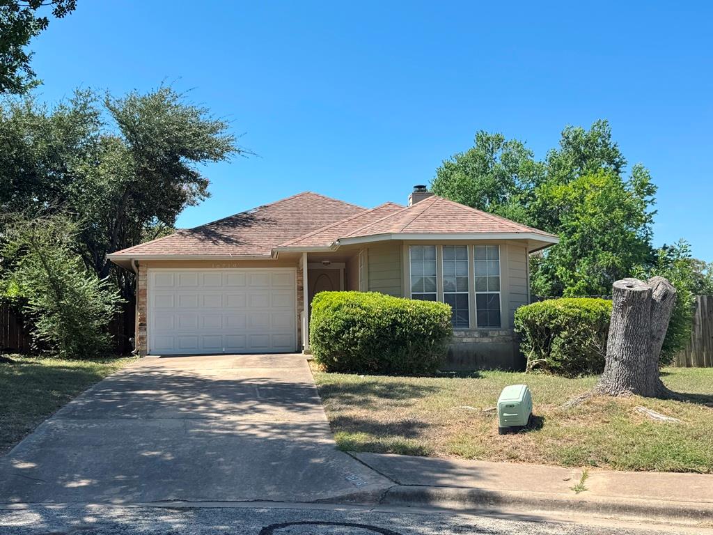 16719 Whitebrush Loop Property Photo 1