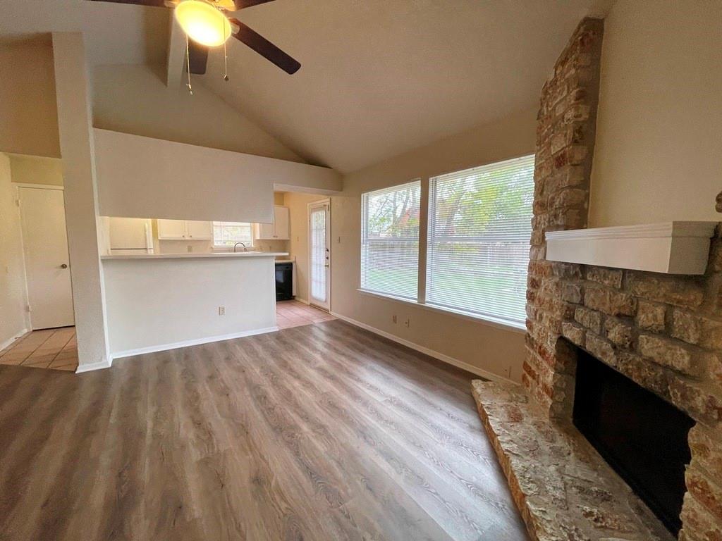 16719 Whitebrush Loop Property Photo 5