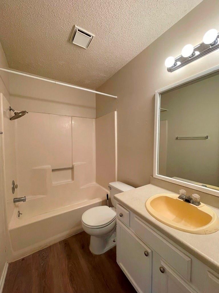 16719 Whitebrush Loop Property Photo 31