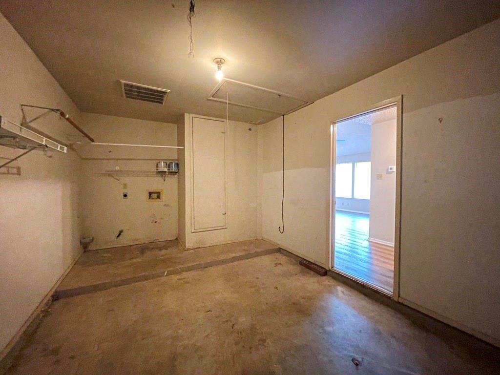 16719 Whitebrush Loop Property Photo 32