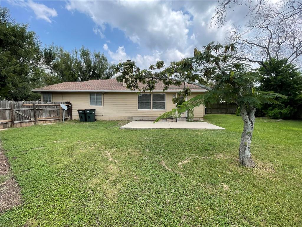 16719 Whitebrush Loop Property Photo 35