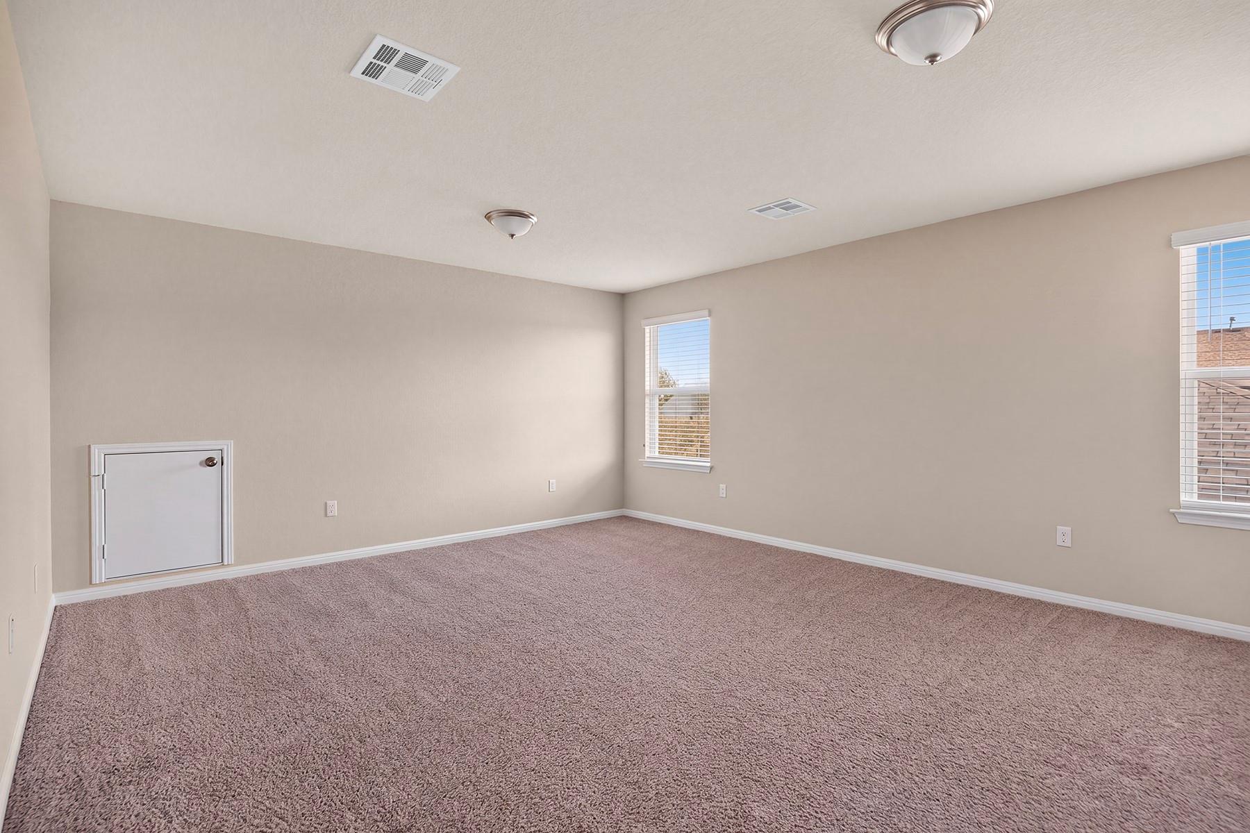 213 Yoakum St Property Photo 18