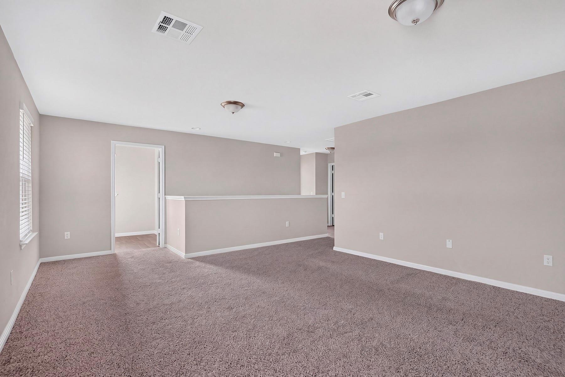 213 Yoakum St Property Photo 19