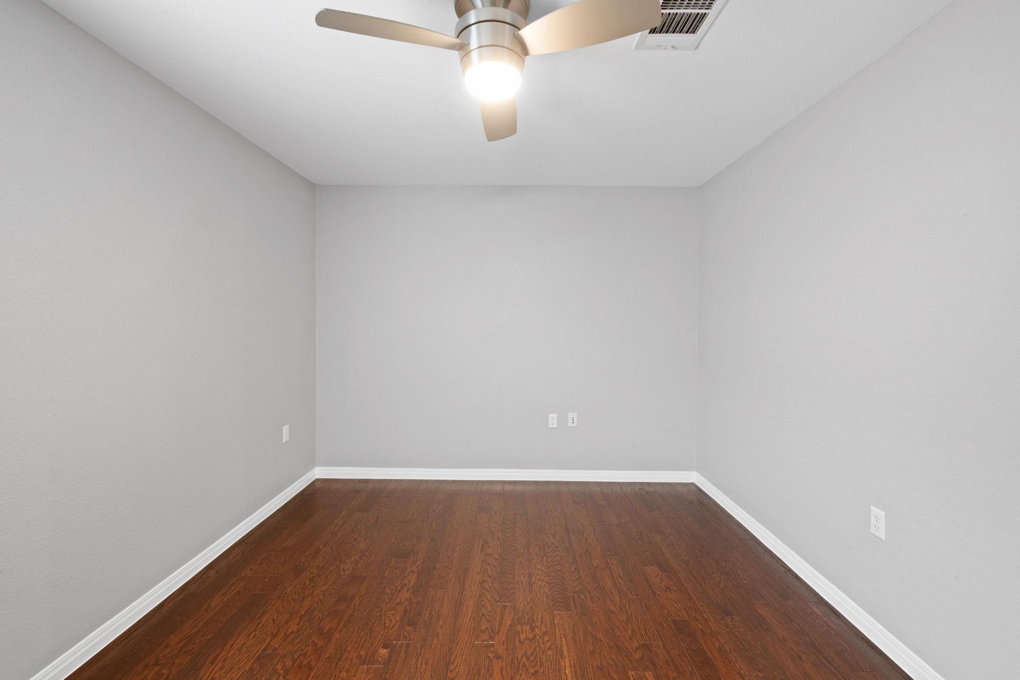 823 Hamilton Ln Property Photo 25