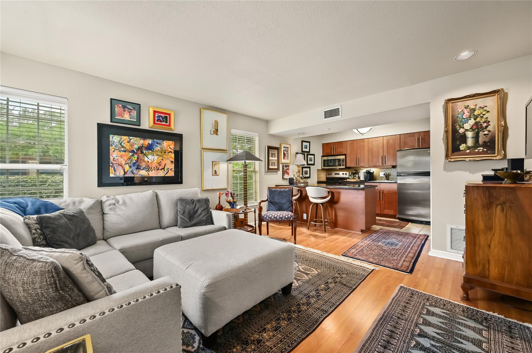 7685 Northcross Dr #304 Property Photo 1