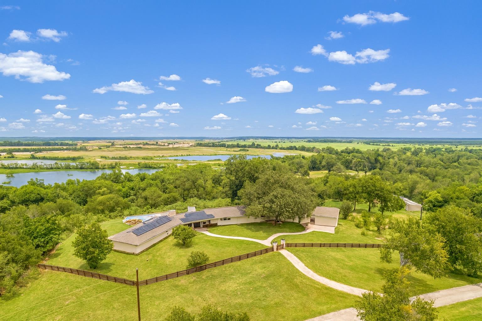520 Double Eagle Ranch Dr Property Photo 2