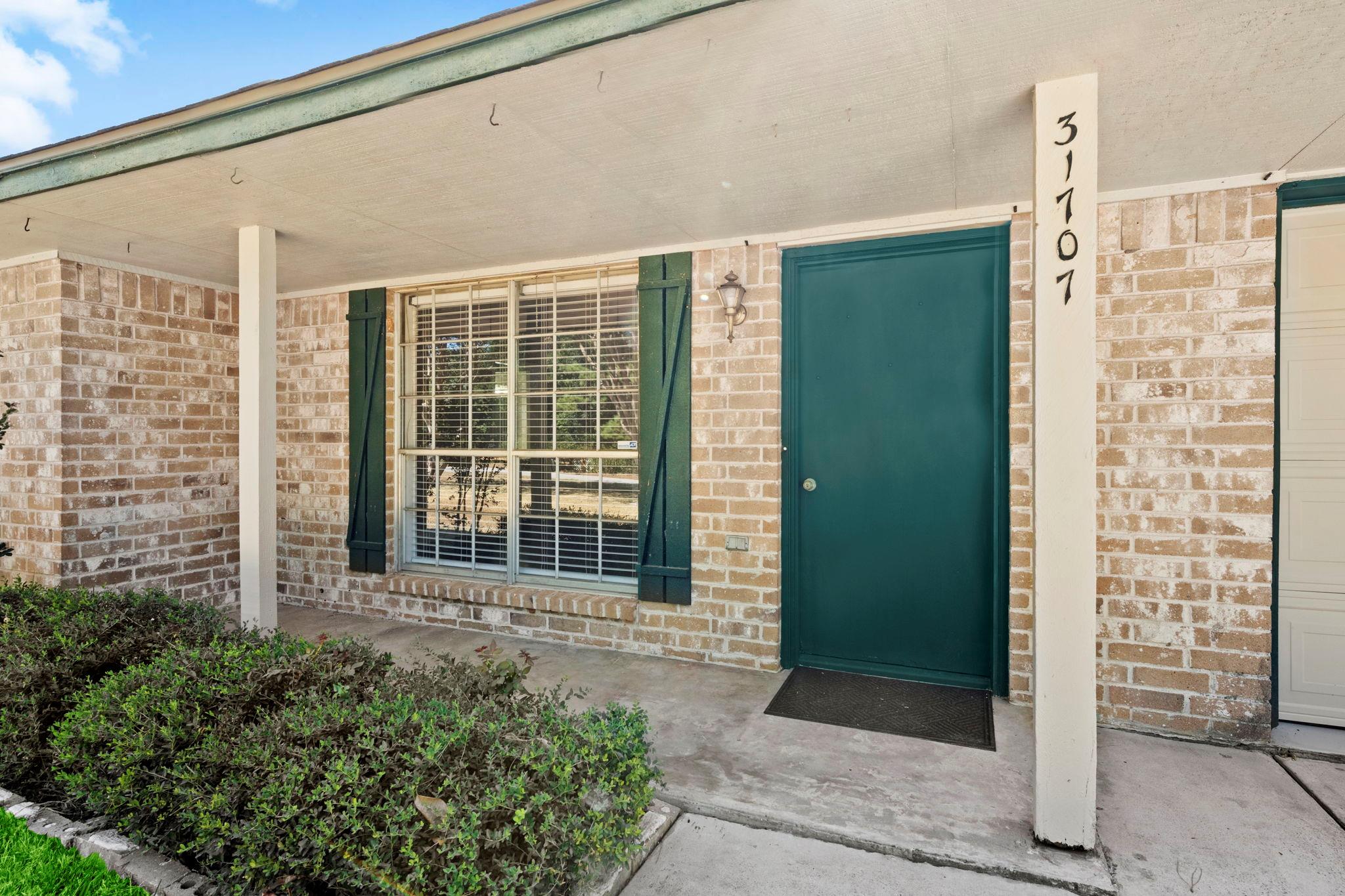 31707 Oak Xing Property Photo 9