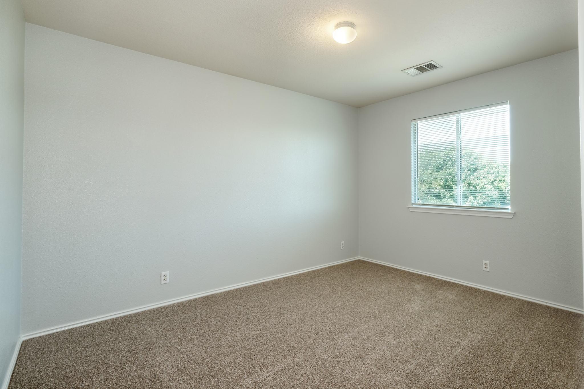 14312 Cummins Way Property Photo 9