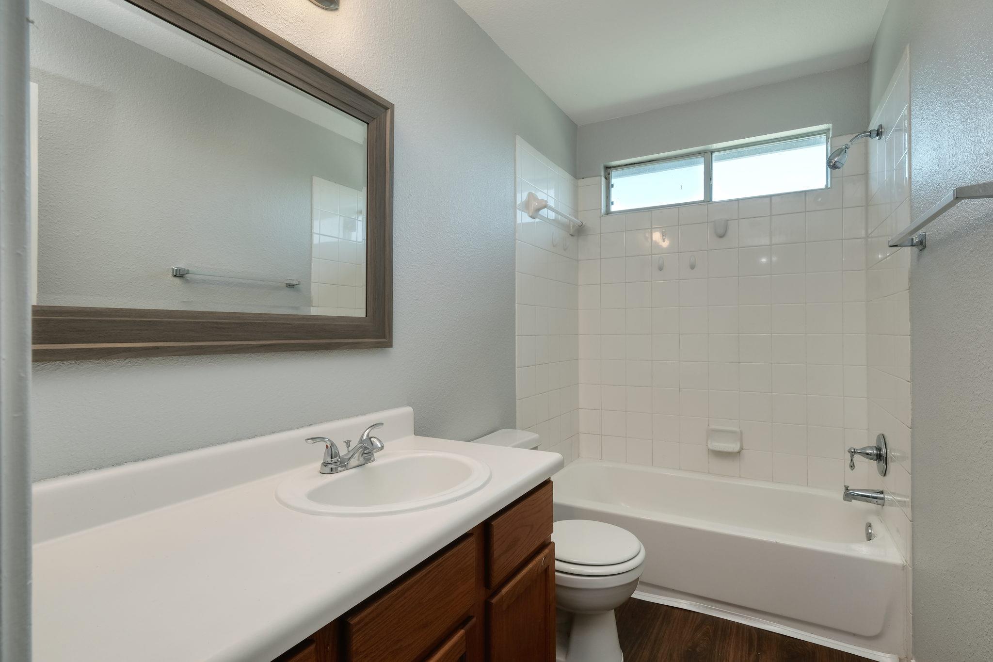 14312 Cummins Way Property Photo 10