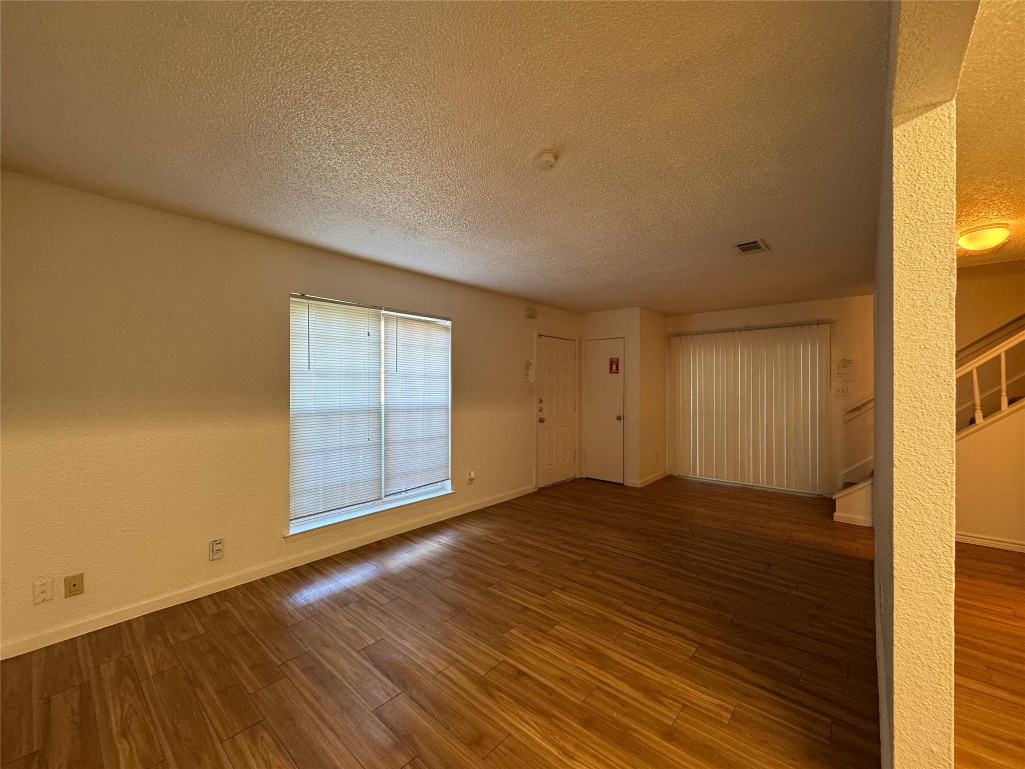 4810 West Wind Trl #102 Property Photo 3