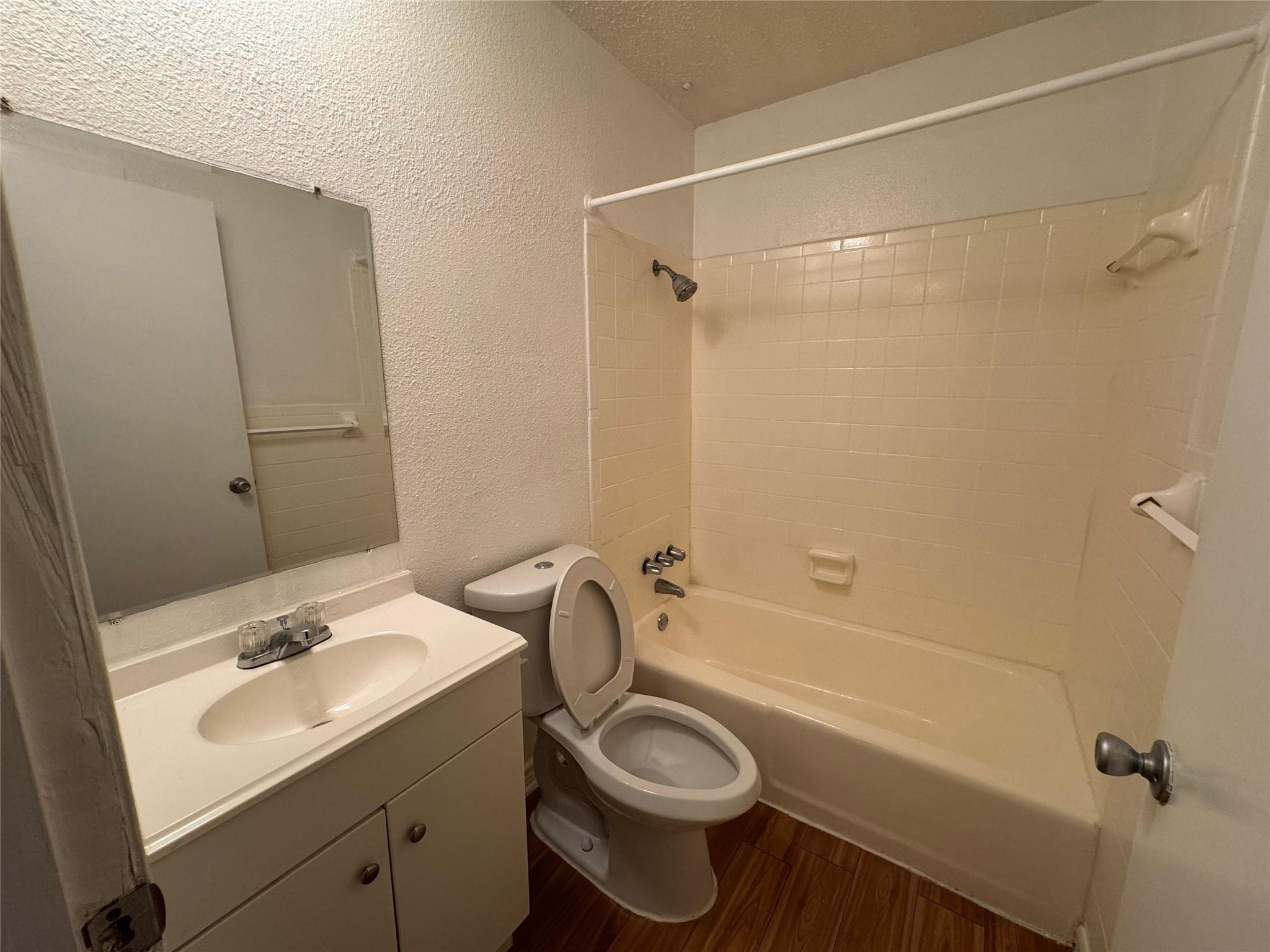 4810 West Wind Trl #102 Property Photo 11