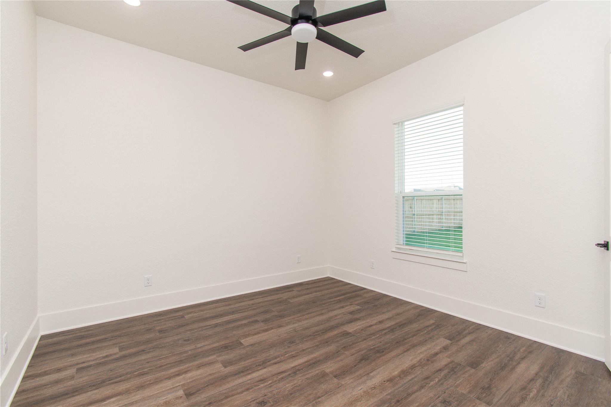 1713 Kellan Dr Property Photo 33