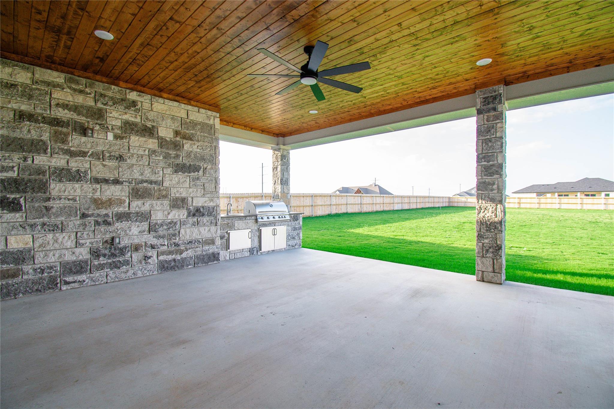 1713 Kellan Dr Property Photo 36
