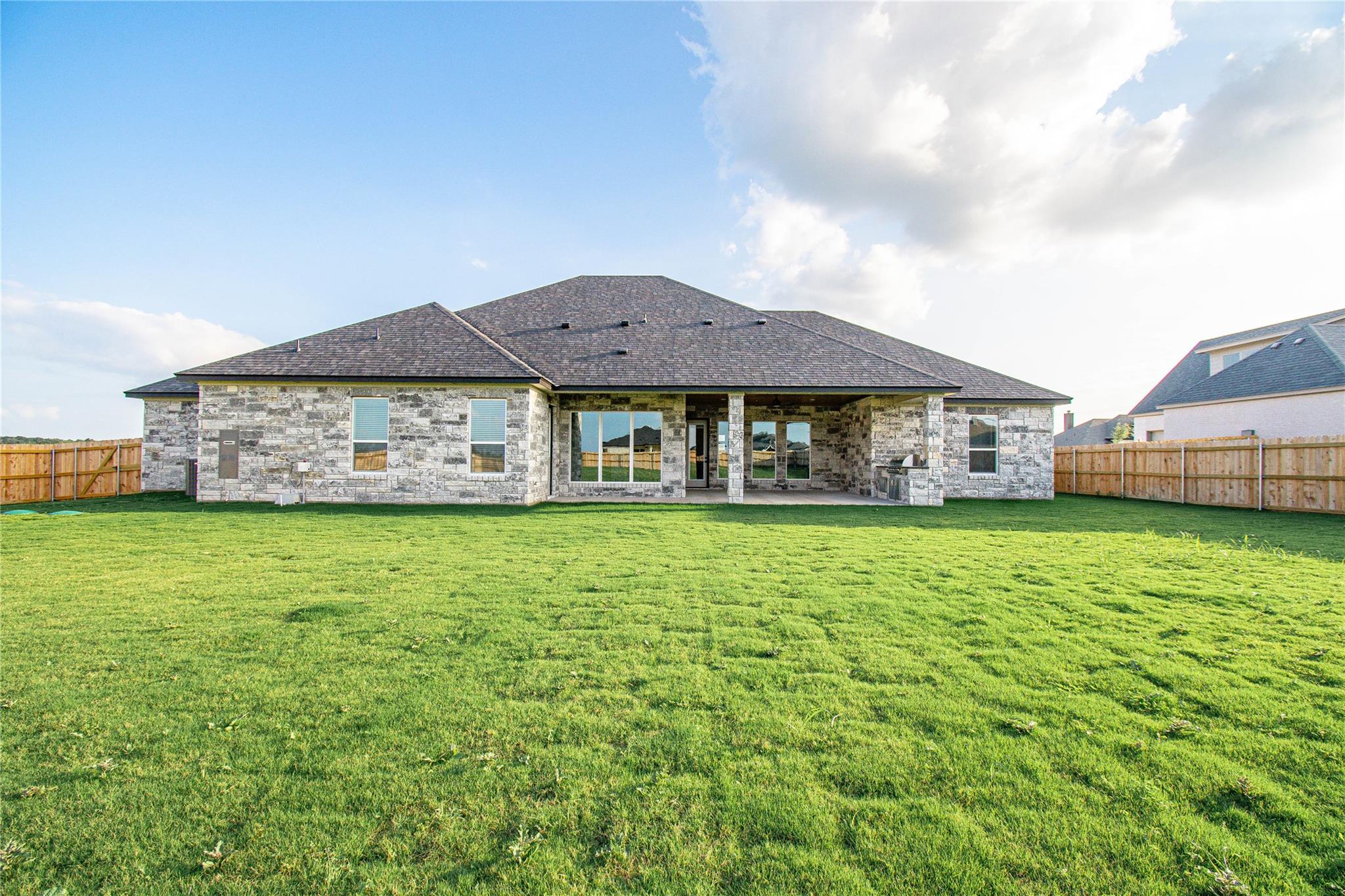 1713 Kellan Dr Property Photo 37