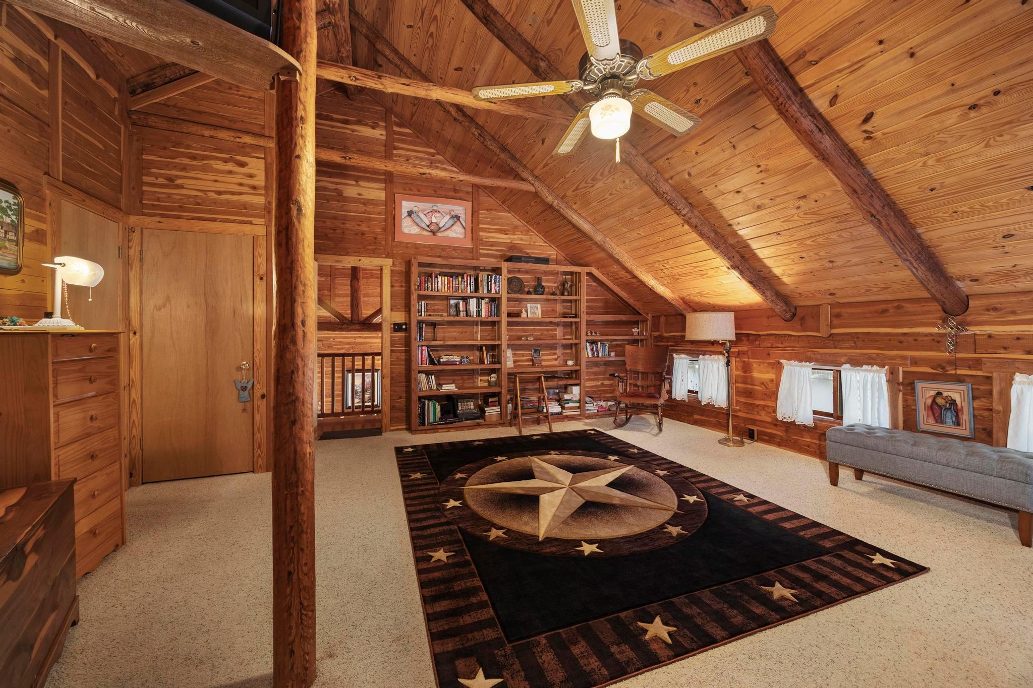 707 Cat Hollow Club Dr Property Photo 14