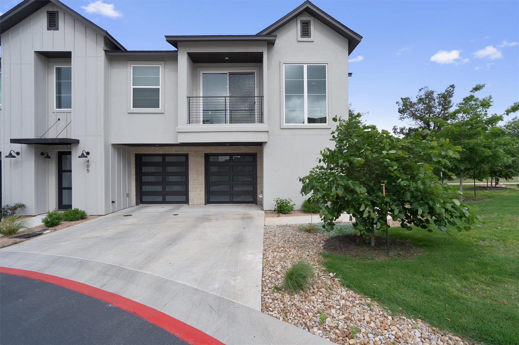 12001 Vista Parke Dr #406 Property Photo 1