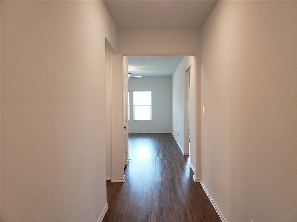 109 Red Buckeye St Property Photo 5
