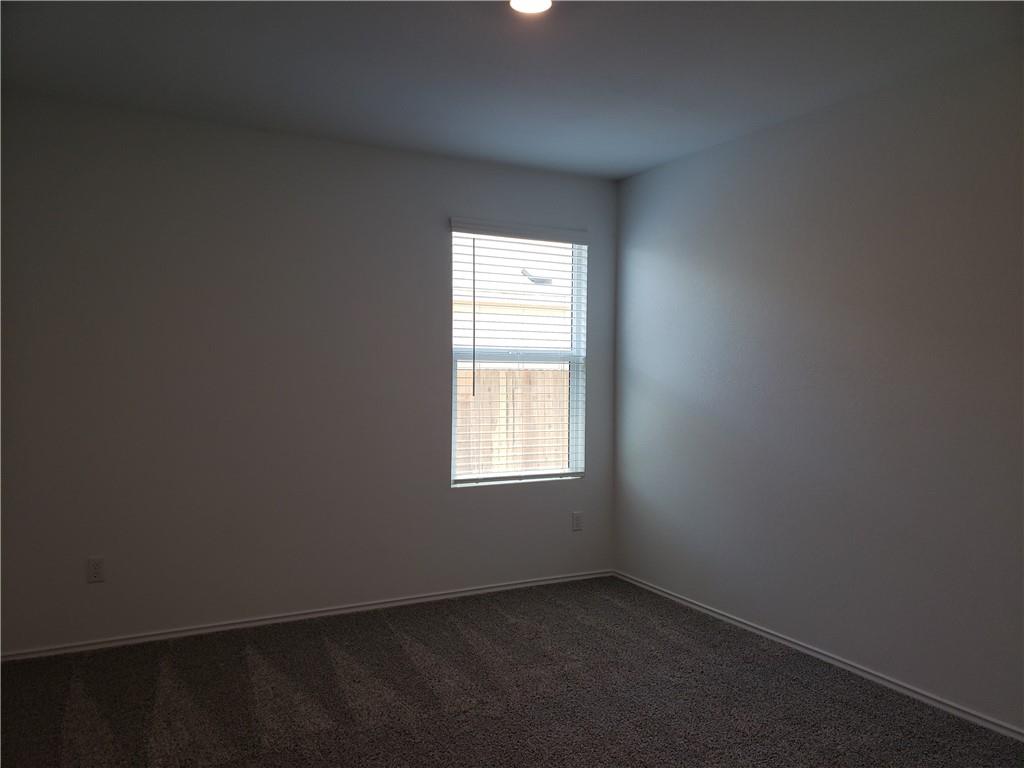 109 Red Buckeye St Property Photo 14