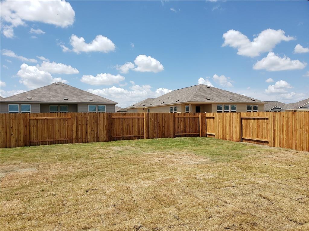 109 Red Buckeye St Property Photo 19
