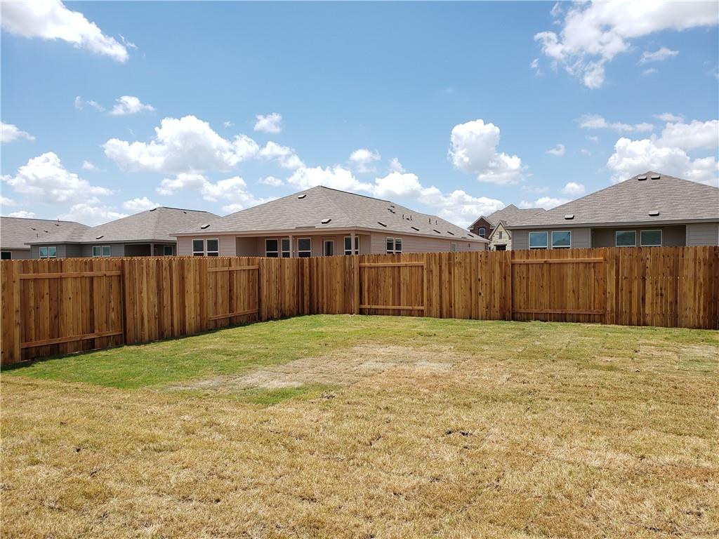 109 Red Buckeye St Property Photo 20