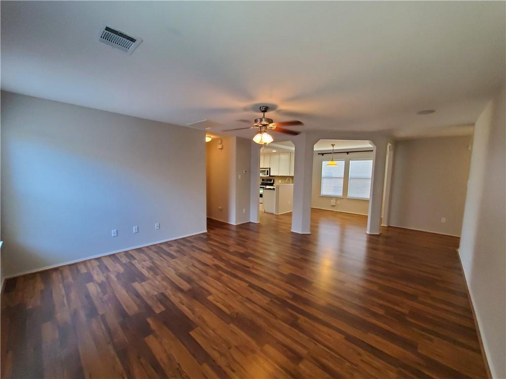 11208 Ashbrook Dr Property Photo 4