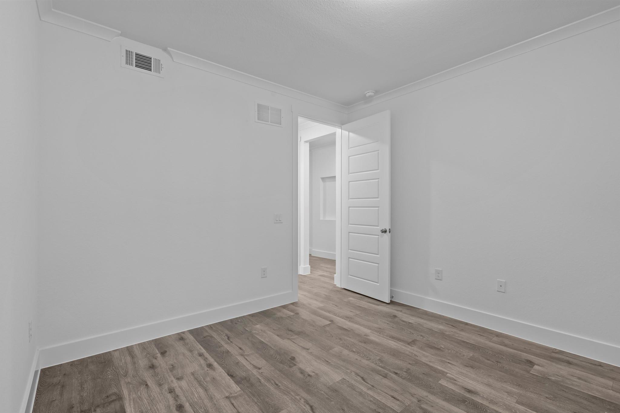 1664 Hillside Terrace None #3816 Property Photo 12