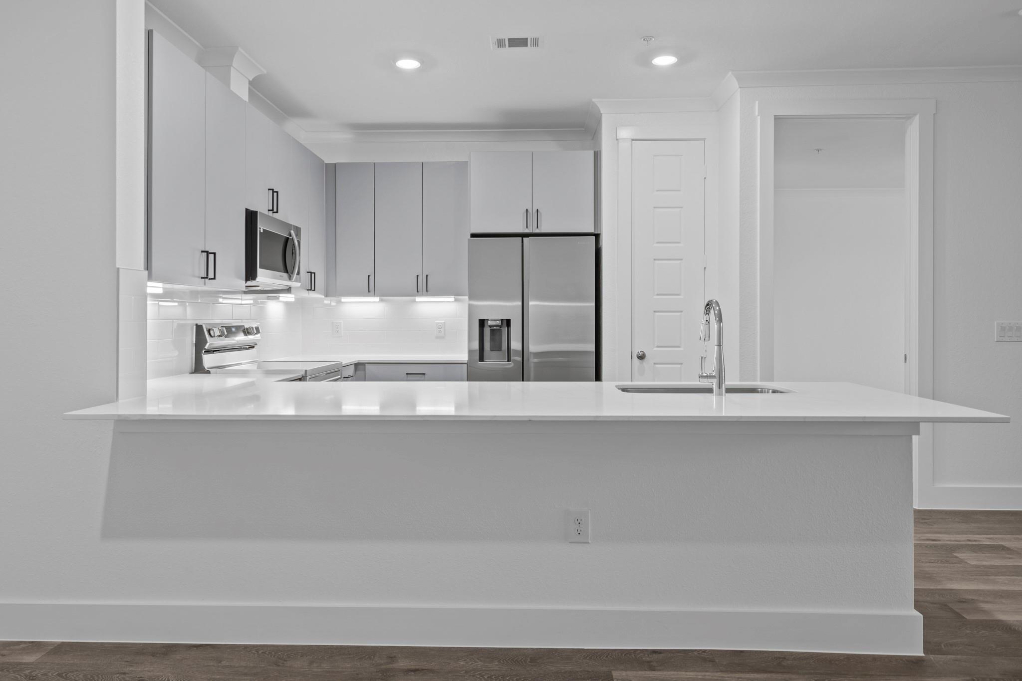 1664 Hillside Terrace None #3816 Property Photo 17