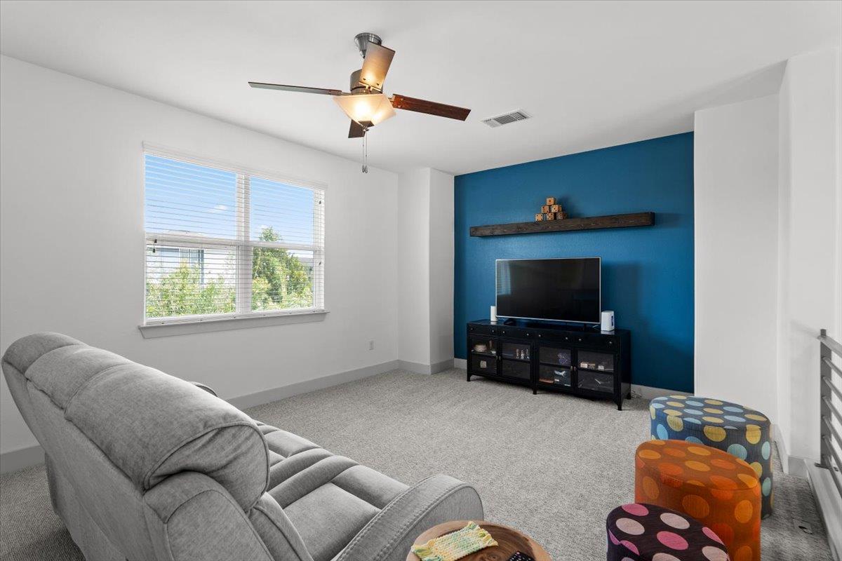 7009 Cherry Beam Path Property Photo 17