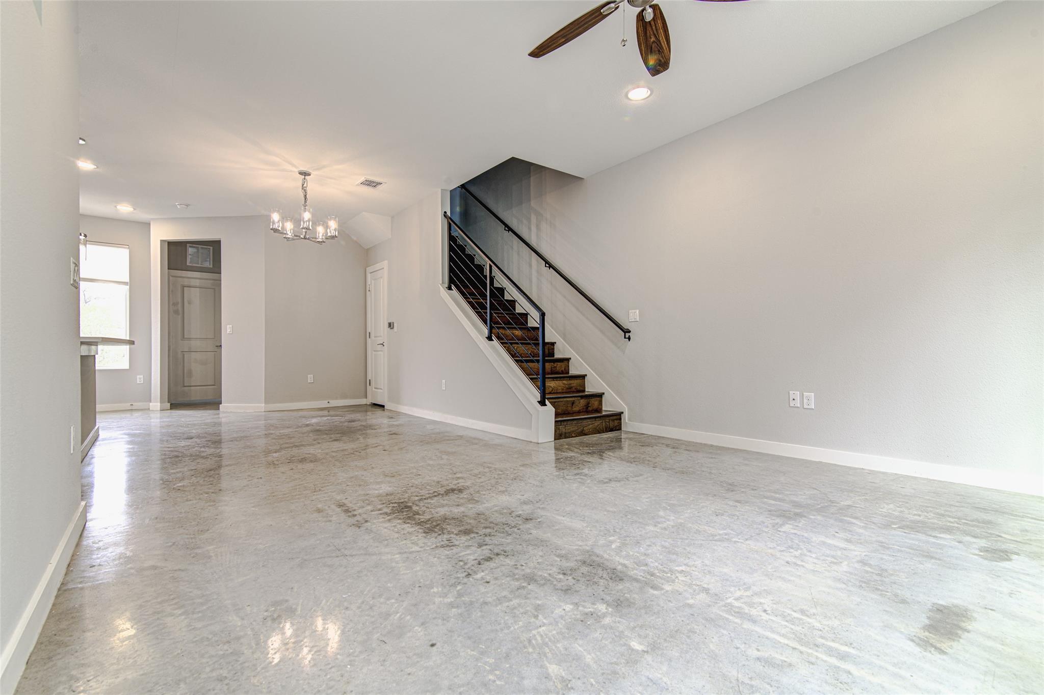 1904 Bunche Rd #b Property Photo 3